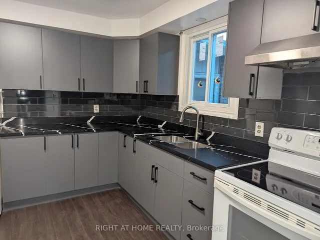 Additional image 18 of 73 Skyview Dr