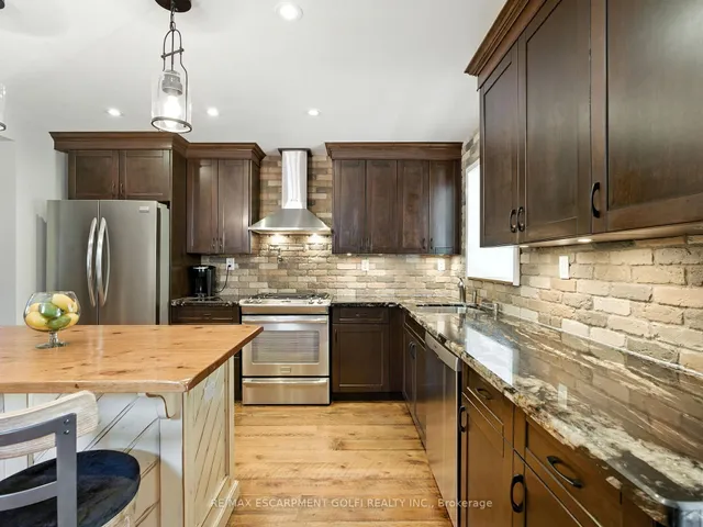 Additional image 11 of 284 Cumberland Ave