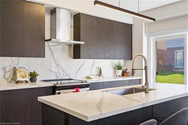 Additional image 14 of 60 Bobolink Rd