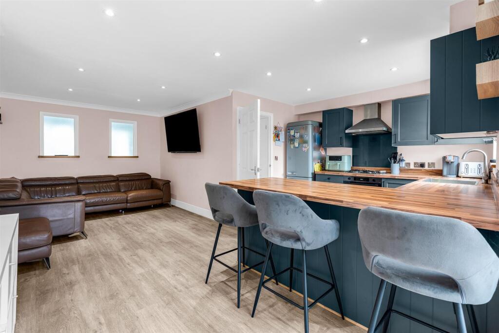 Additional image 23 of Layton Street, Welwyn Garden City