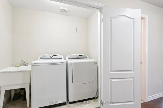 Additional image 43 of 50 Mosaic Dr