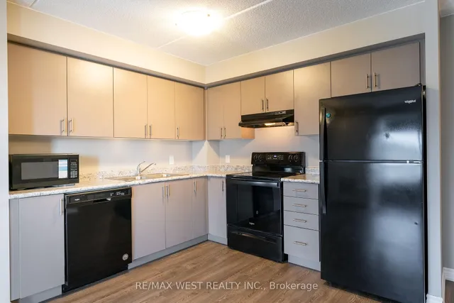 Additional image 21 of 716 Main St Unit 910