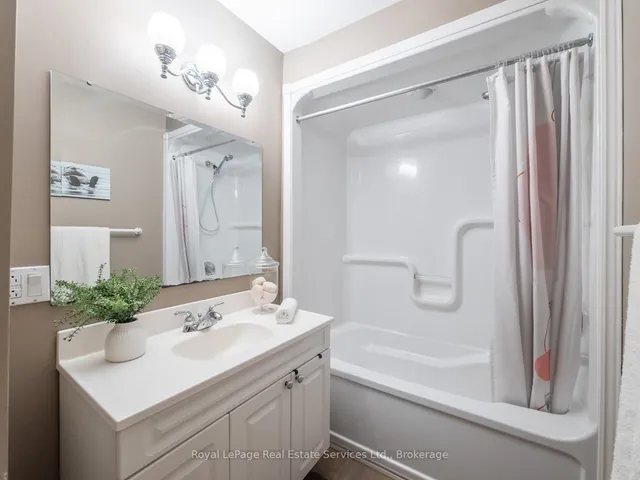 Additional image 28 of 938 King Rd