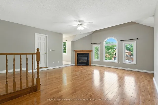 Additional image 30 of 6 Renata Crt