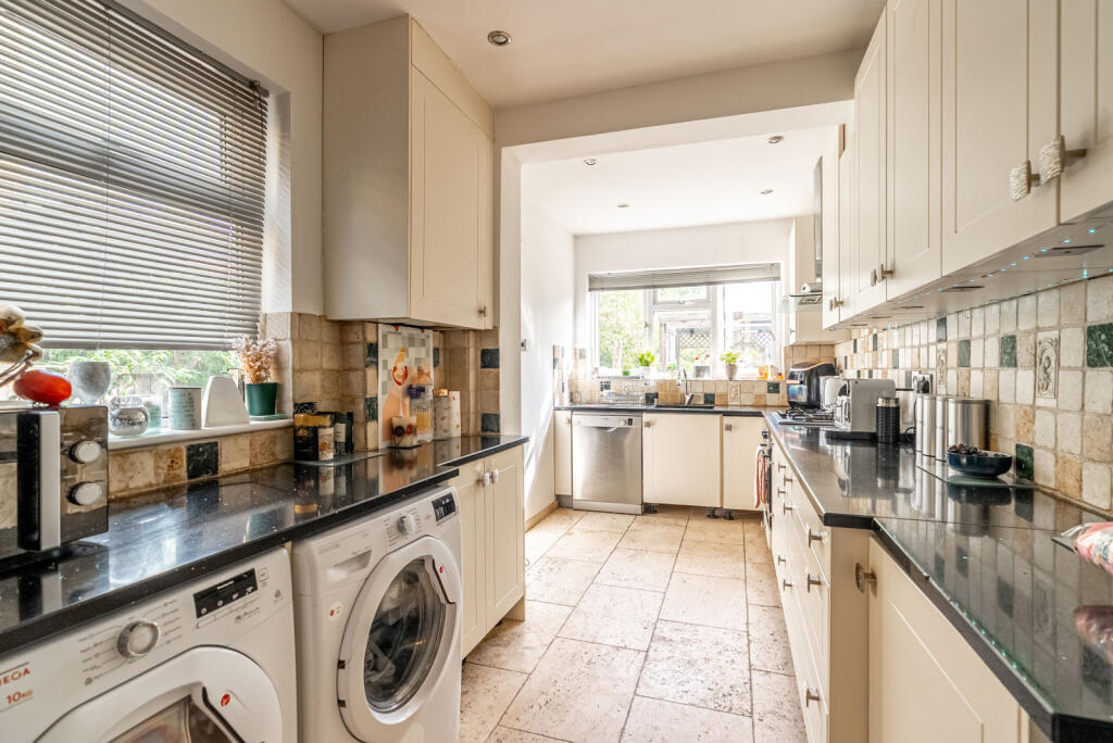 Additional image 4 of Green Lane, St. Albans, Hertfordshire, AL3