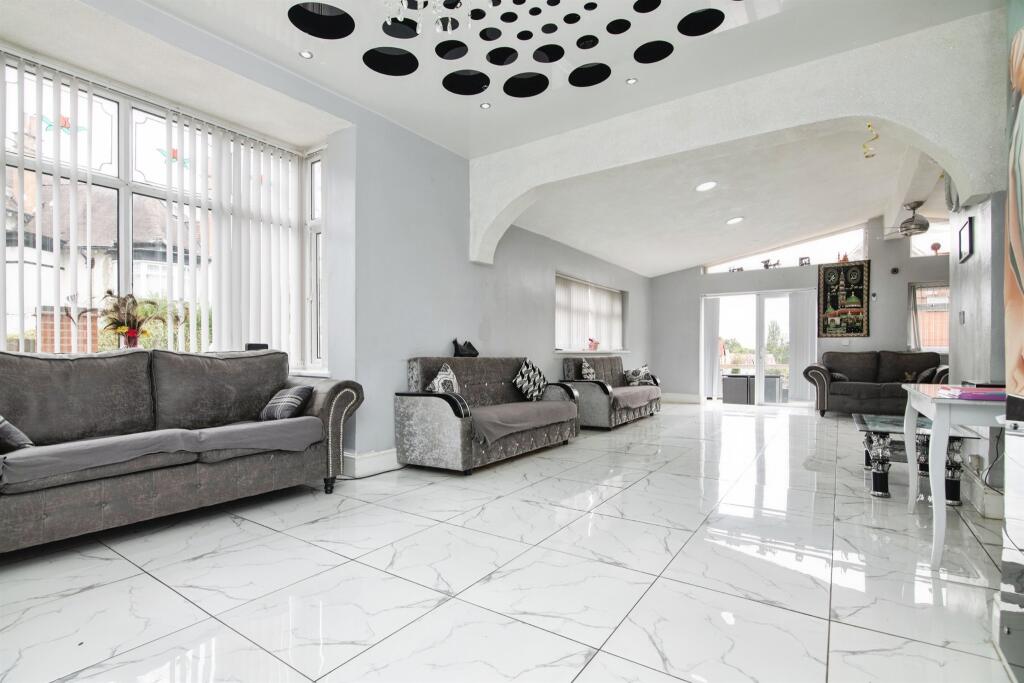 Additional image 19 of Yardley Wood Road, BIRMINGHAM