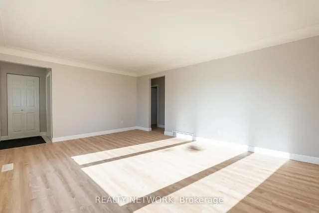 Additional image 8 of 716 Upper Ottawa St