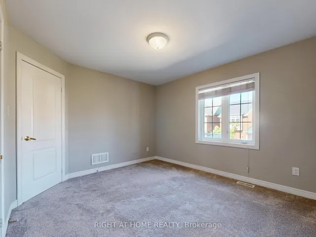 Additional image 32 of 537 Vaughan Crt