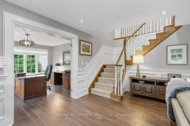 Additional image 25 of 31 Acredale Dr