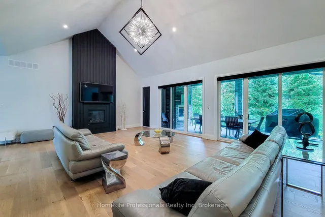 Additional image 20 of 11 Black Willow Crt