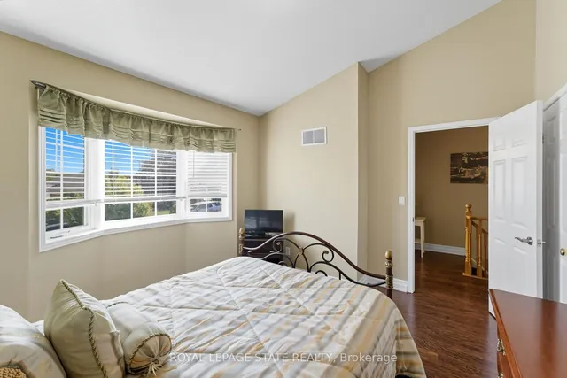 Additional image 15 of 27 Glenhollow Dr