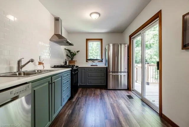 Additional image 18 of 228 Edgemont St