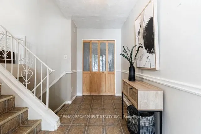 Additional image 7 of 45 Fonthill Rd