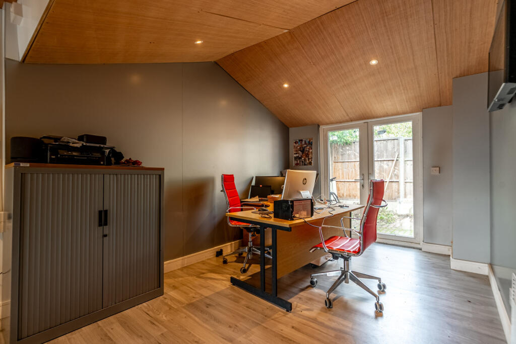 Additional image 7 of Green Lane, St. Albans, Hertfordshire, AL3
