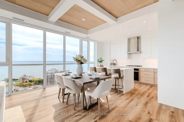 Additional image 10 of 2007 James St Unit 2102