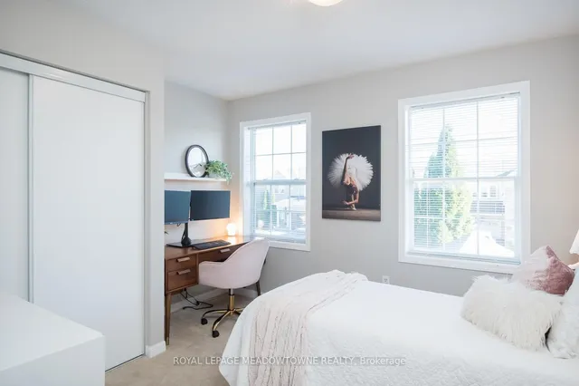 Additional image 22 of 698 Edwards Ave