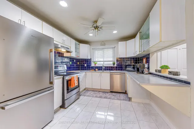 Additional image 7 of 1294 Guelph Line Unit 4