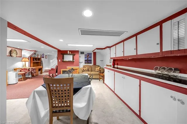 Additional image 37 of 27 Paradise Rd