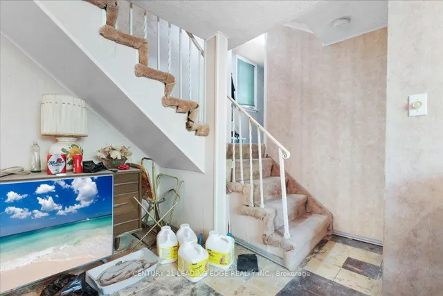 Additional image 35 of 808 Falcon Blvd