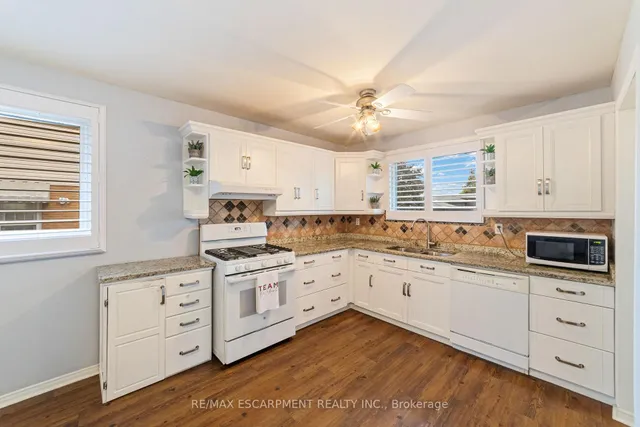 Additional image 11 of 111 BOSTON Cres