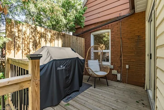 Additional image 44 of 228 Edgemont St