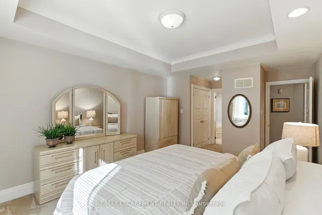 Additional image 23 of 320 Fiddler's Green Rd