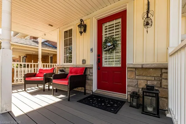 Additional image 2 of 15 Buttercup Cres