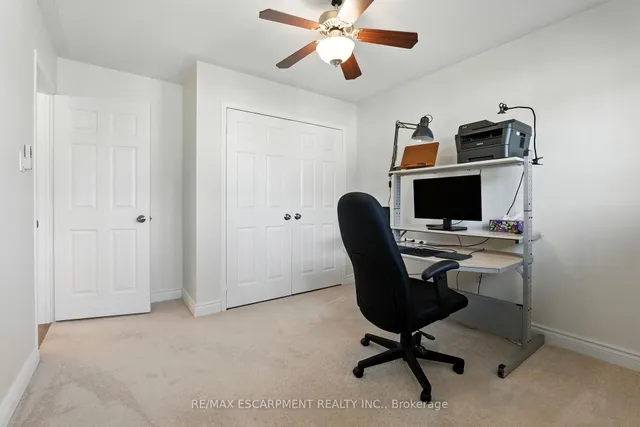 Additional image 37 of 5090 FAIRVIEW St Unit 48