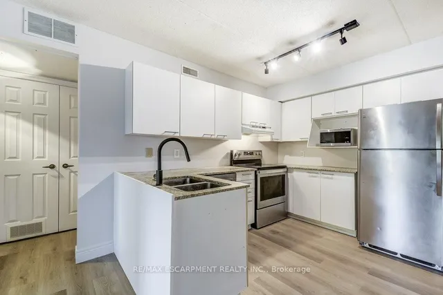 Additional image 7 of 2020 Cleaver Ave Unit 107