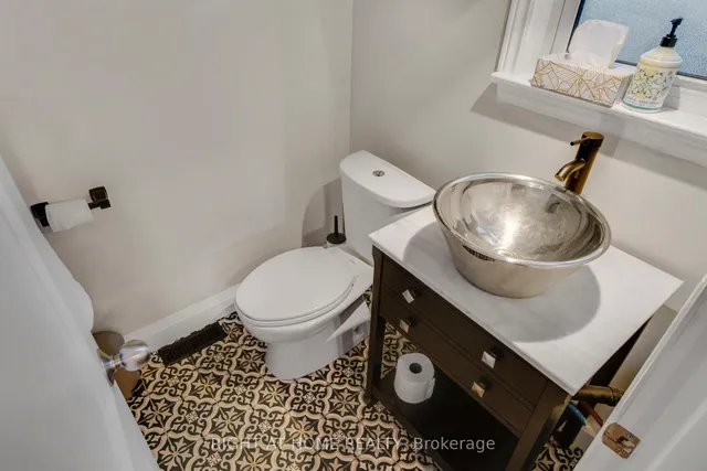 Additional image 16 of 710 Hager Ave