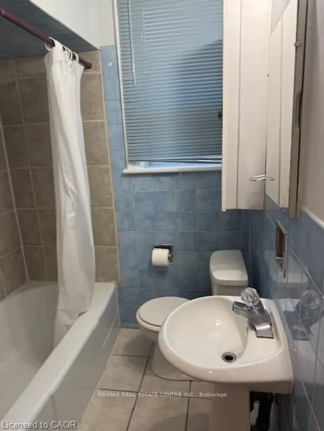 Additional image 23 of 77 Emerson St