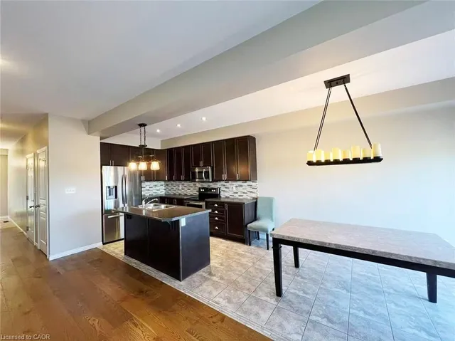 Additional image 13 of 370 Stonehenge Dr Unit 12