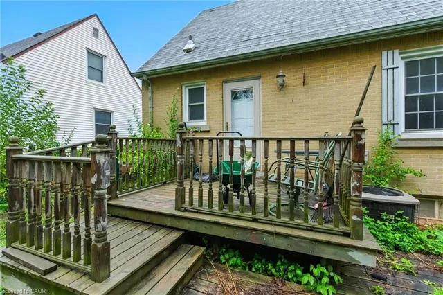 Additional image 29 of 54 Martha St