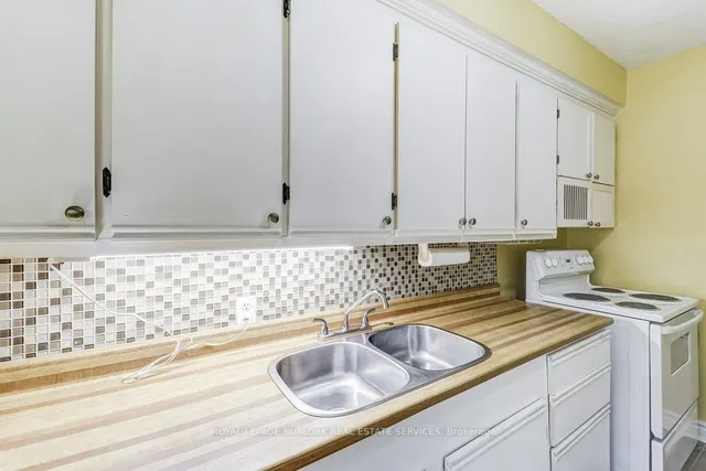 Additional image 12 of 2418 New St Unit 1