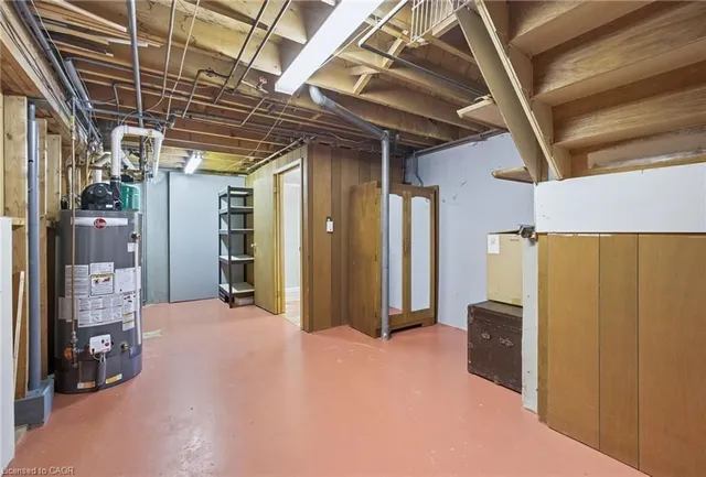 Additional image 25 of 142 Fernwood Cres