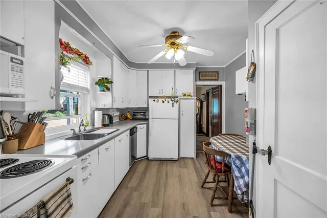 Additional image 17 of 27 Paradise Rd