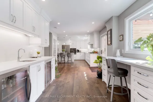 Additional image 19 of 2118 Agincourt Cres