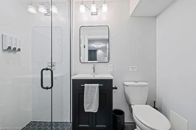 Additional image 34 of 55 Thames Way