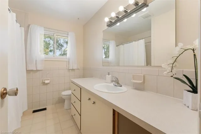 Additional image 32 of 847 Carluke Rd