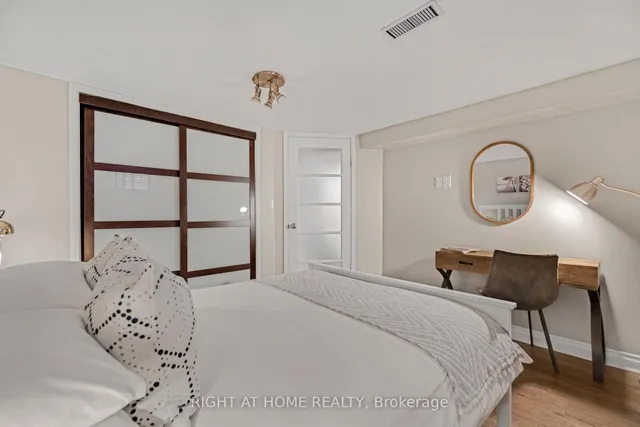 Additional image 29 of 710 Hager Ave