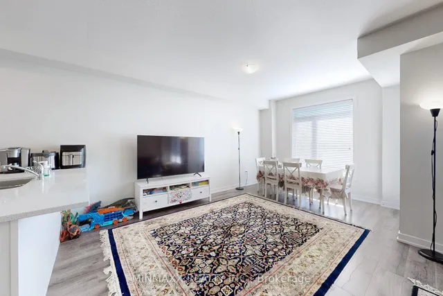 Additional image 14 of 590 North Service Rd Unit 59