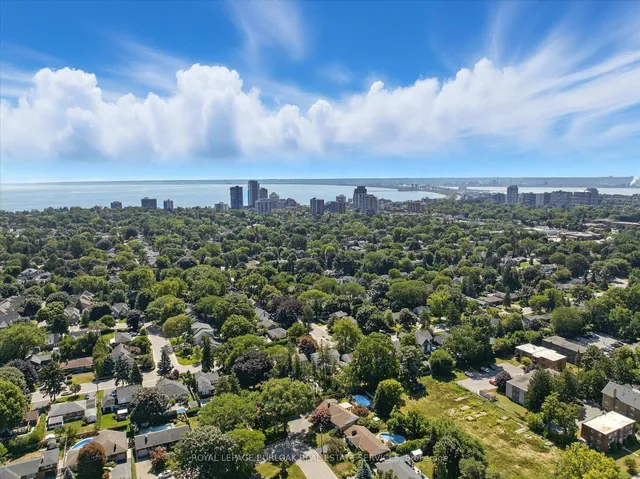 Additional image 42 of 2209 Ghent Ave