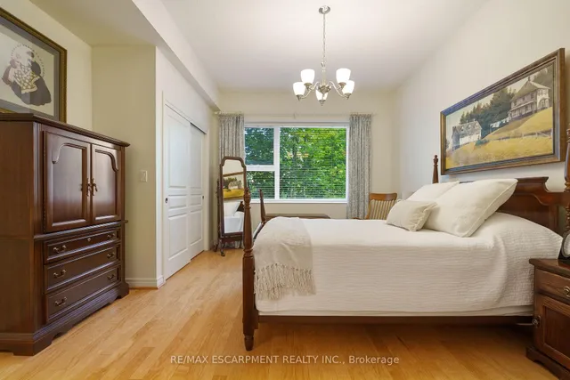 Additional image 28 of 77 Governors Rd Unit 102