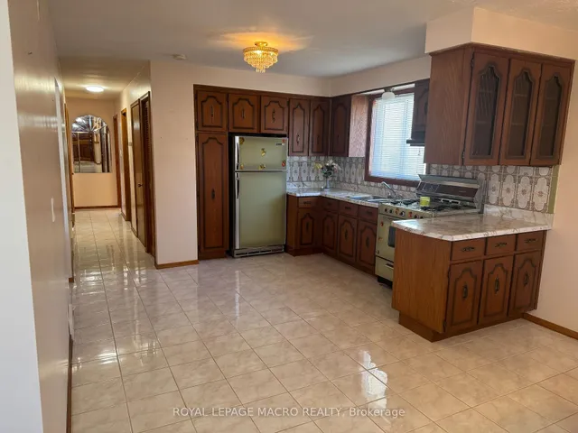 Additional image 5 of 31 Adair Ave