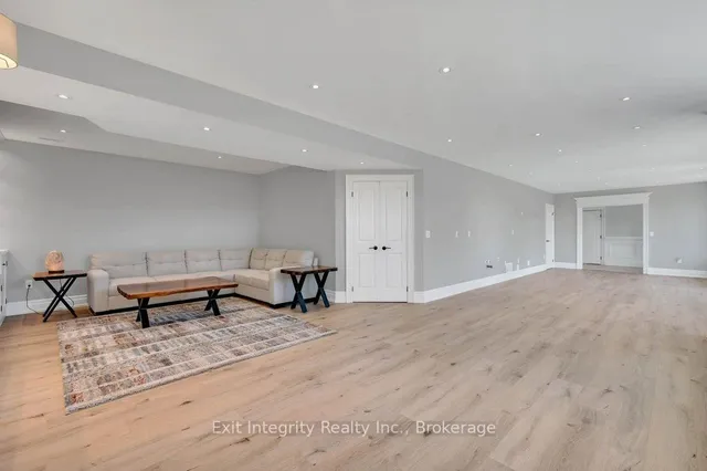 Additional image 9 of 407 Harrisburg Rd