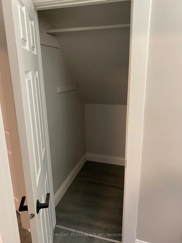 Additional image 11 of 70 Belview Ave