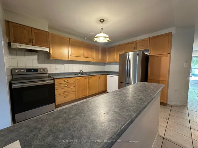 Additional image 8 of 1889 Upper Wentworth St Unit 35