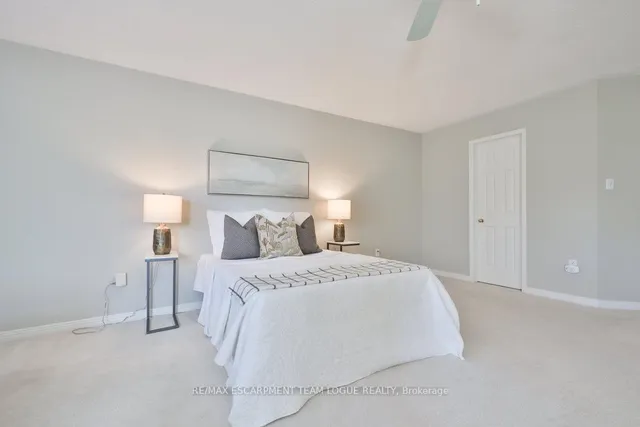 Additional image 26 of 2165 Country Club Dr Unit 16