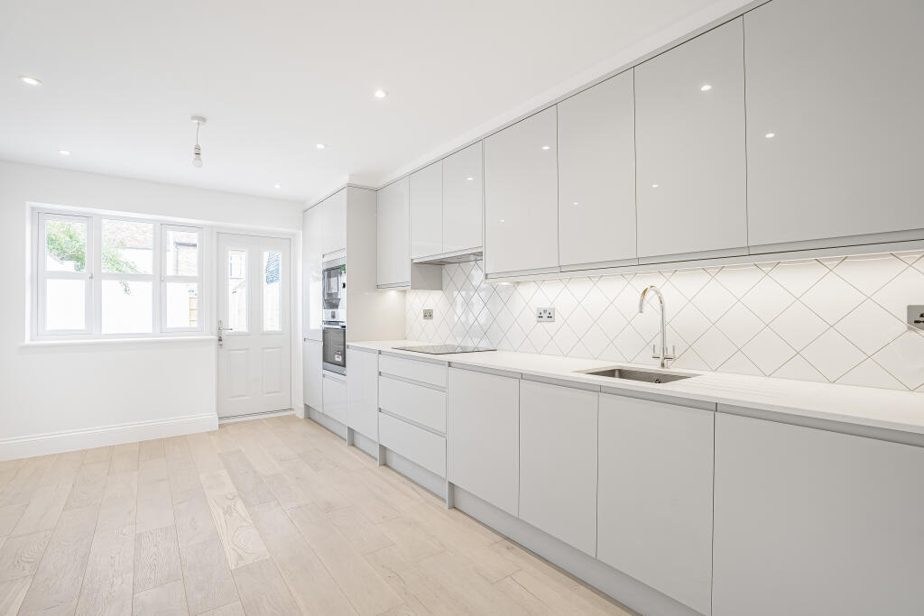 Additional image 4 of Hemel Hempstead Road, Redbourn, AL3