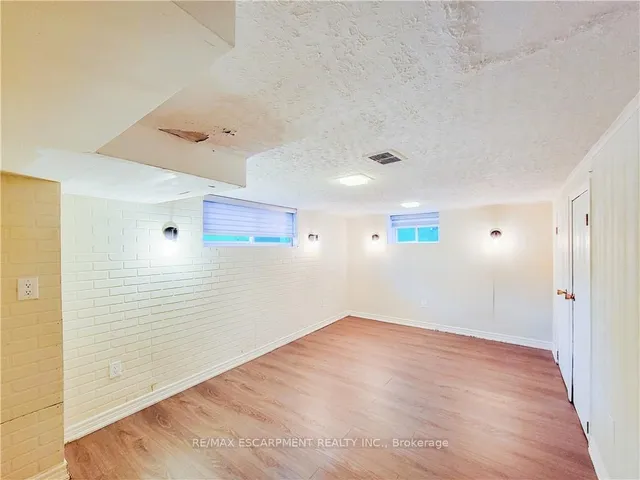 Additional image 8 of 109 TERRACE Dr